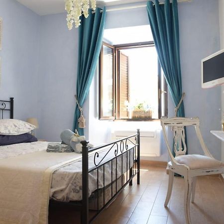 San Salvator Luxury Suites Nettuno Exterior photo